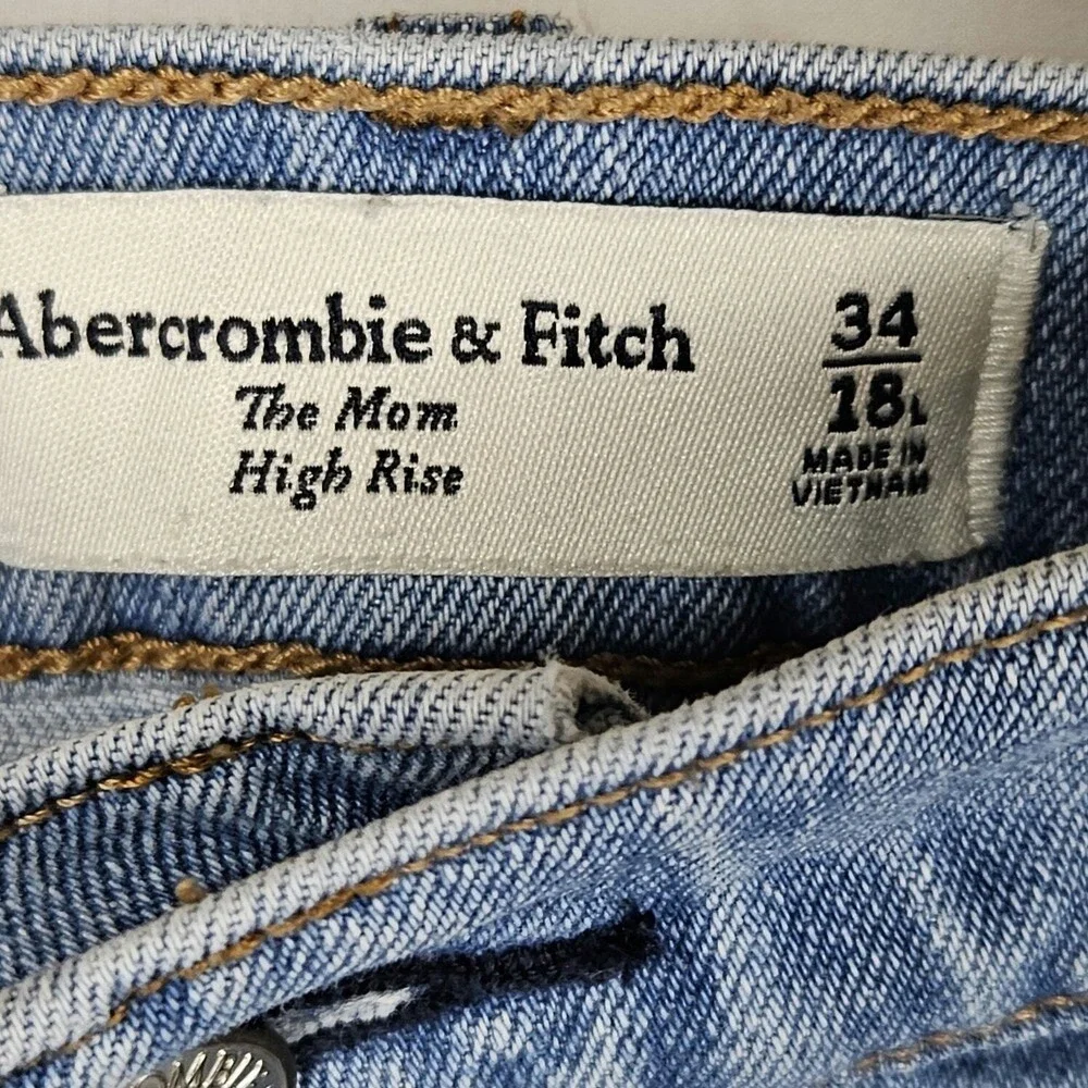 Abercrombie & Fitch The Mom‎ High Rise Jeans Womens 18L Light Wash Distressed